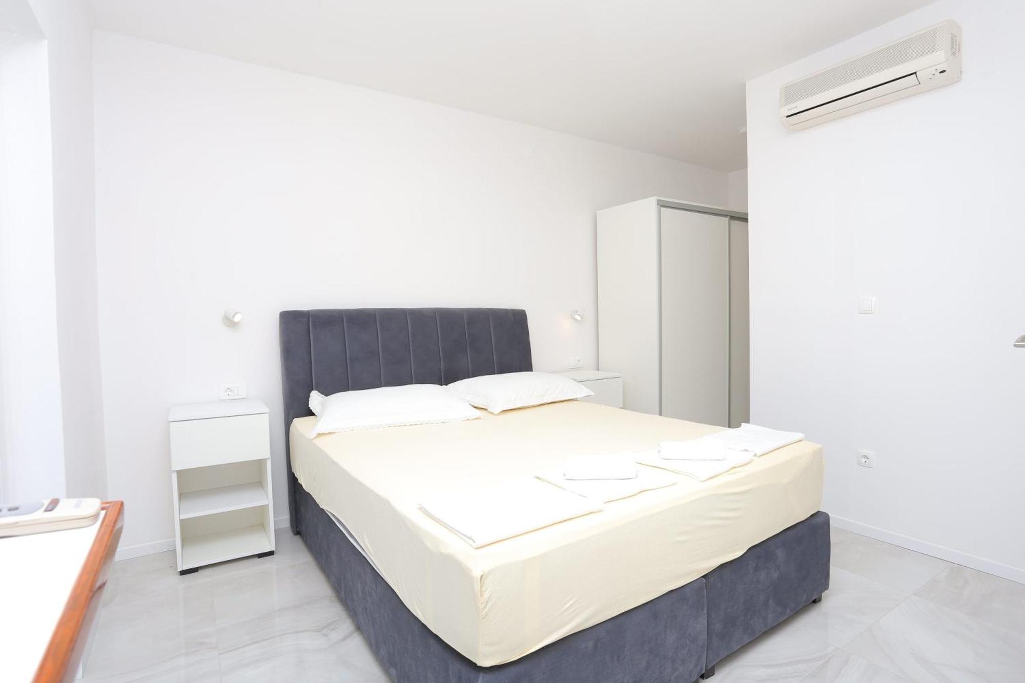 Apartments With A Parking Space Baska Voda, Makarska - 6773 ห้อง รูปภาพ
